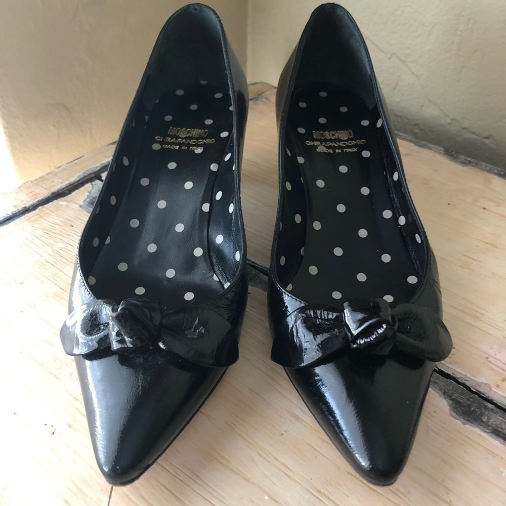 𝅺moschino Cheap and Chic Patent Pumps
